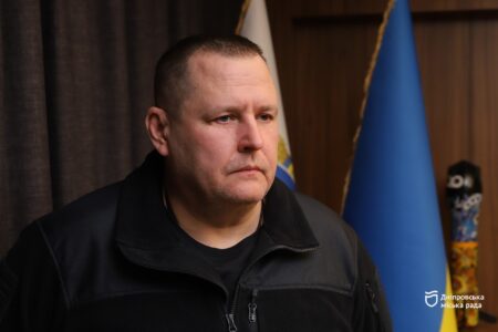 У Дніпрі російські війська вдарили по цивільному заводу, — Філатов