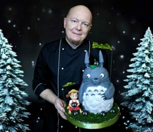 Відомий кондитер з Дніпра зробив торт у вигляді лісового духу Торото