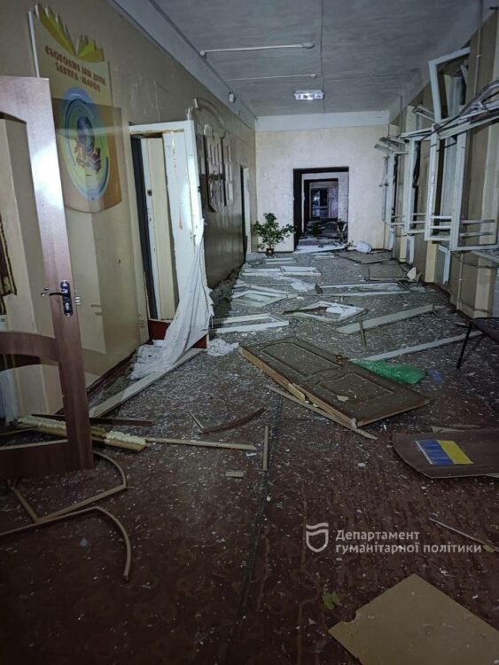 Атака по Дніпру 6 січня: як виглядають понівечені заклади освіти (ФОТО)