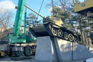 У Дніпрі сьогодні річниця демонтажу двох пам’ятників