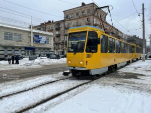 У Дніпрі перекрили проїзд транспорту в обидва напрямки