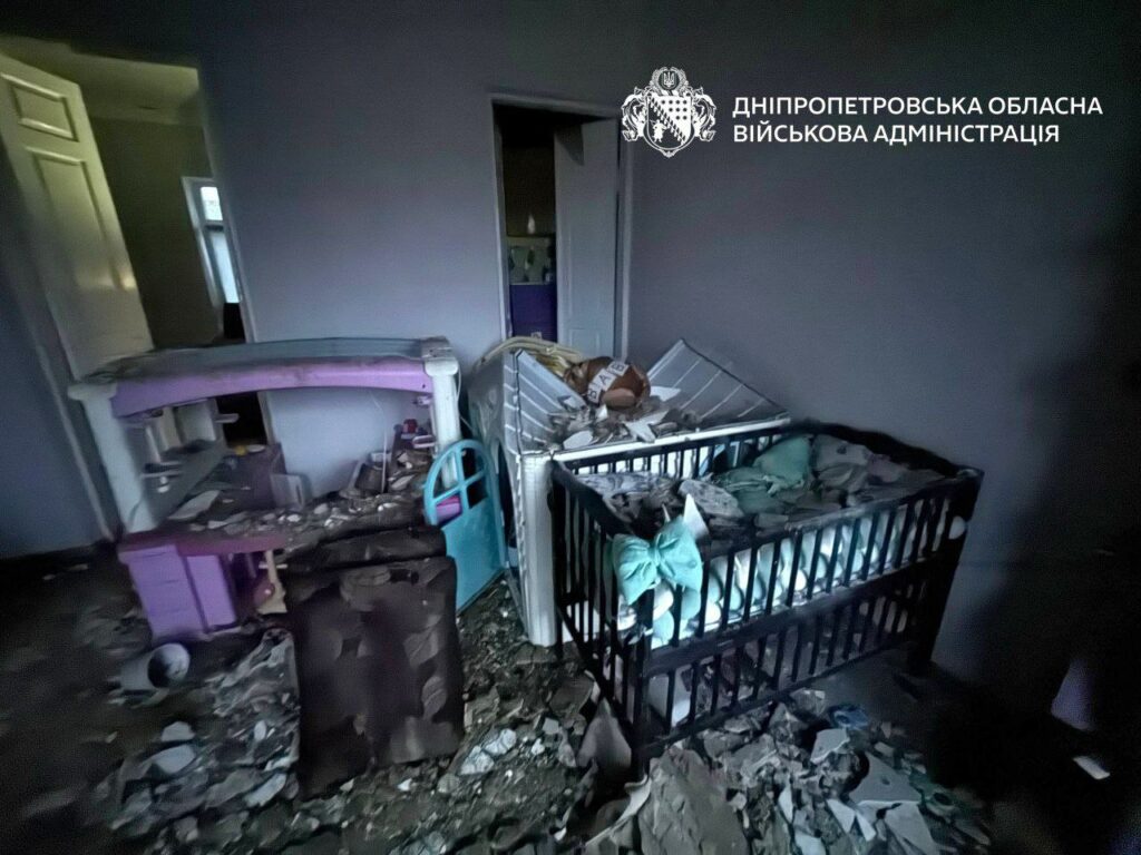 Ракетна атака на Дніпро 12 лютого: серед поранених немовля та 4-річна дівчинка