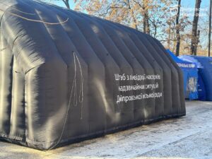 Ракетно-дронові удари по Дніпру. Куди звертатись мешканцям, чиє майно постраждало
