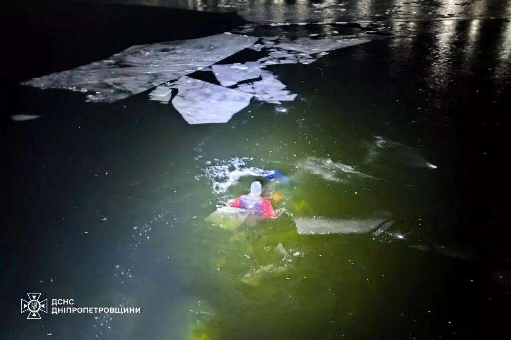 У Дніпрі загинув чоловік, який провалився під кригу
