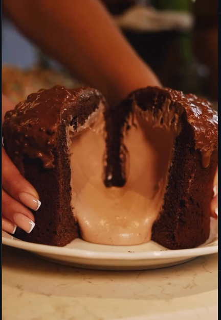 Які паски можна купити у Дніпрі на Великдень 2026