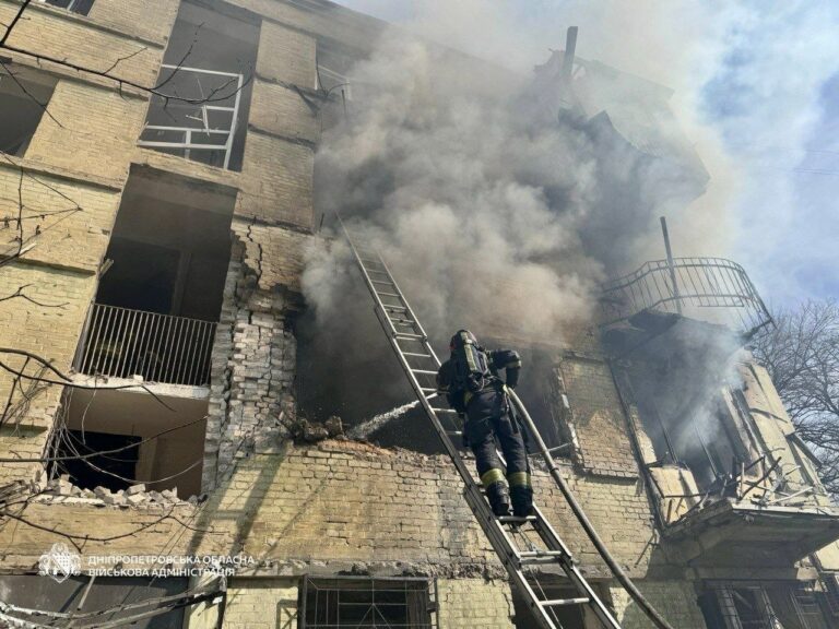 Ворог атакує Дніпро: офіційна інформація від ОВА (ВІДЕО)