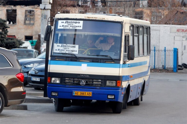 Через дорогий дизель: маршрутки Кам'янське — Дніпро знову підіймають ціну