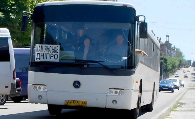 Через дорогий дизель: маршрутки Кам'янське — Дніпро знову підіймають ціну