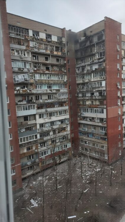 У Дніпрі, 24 березня, під час повітряної тривоги, лунають вибухи