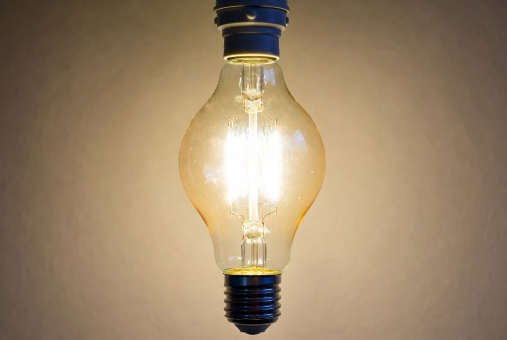 ДТЕК графік: 10 березня у Дніпрі та області діятимуть відключень світла