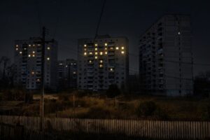 Графіки відключення світла на 10 квітня у Дніпрі: ДТЕК та ЦЕК
