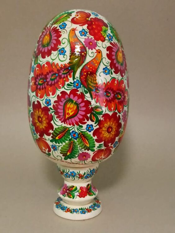 Відома за межами України: петриківська майстриня Ірина Кібець святкує день народження