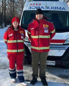Передчасні пологи вдома. На Дніпропетровщині медики врятували життя матері і дитини