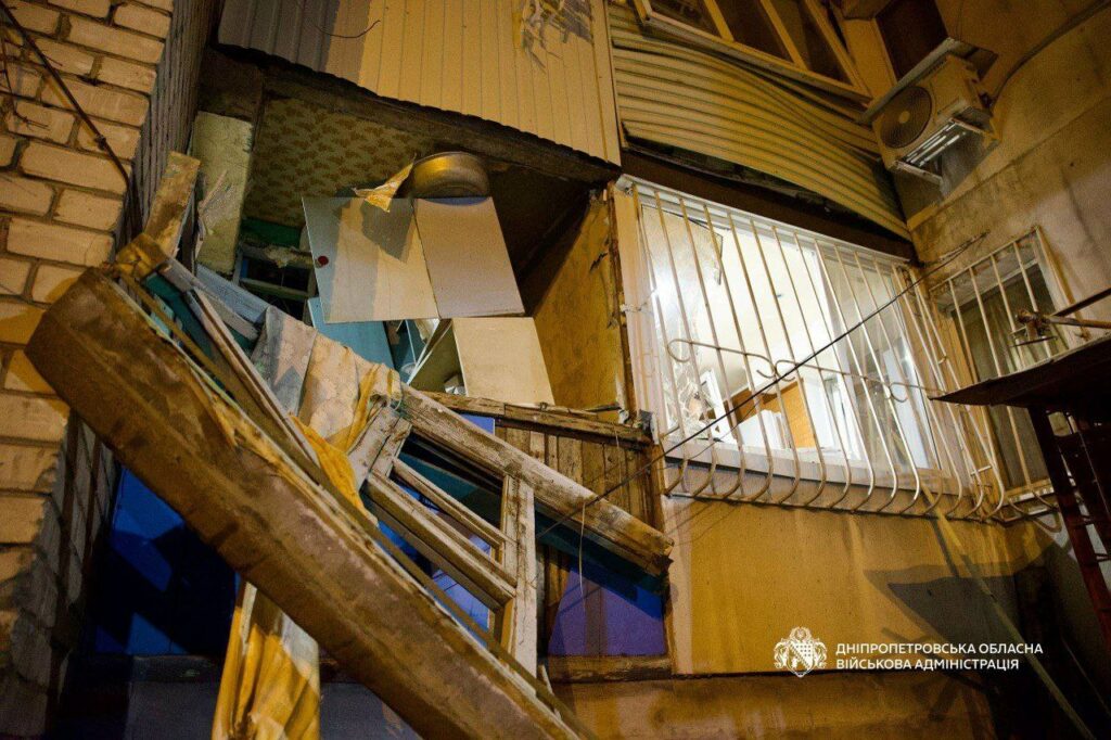 Масована дронова атака на Дніпро: 10 постраждалих, серед них дитина