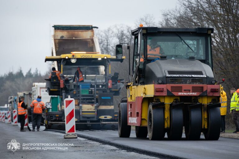 На Дніпропетровщині ремонтують 7 державних доріг