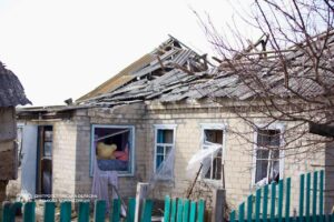 Ворог атакував два райони Дніпропетровщини: горіли будинок і господарські споруди