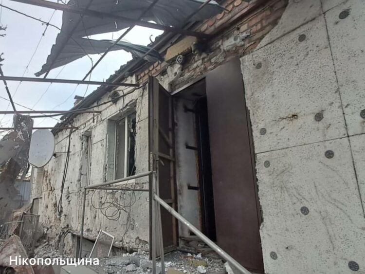 Ворожі атаки на Дніпропетровщину: пошкоджено інфраструктуру, будинки та підприємства (ФОТО)