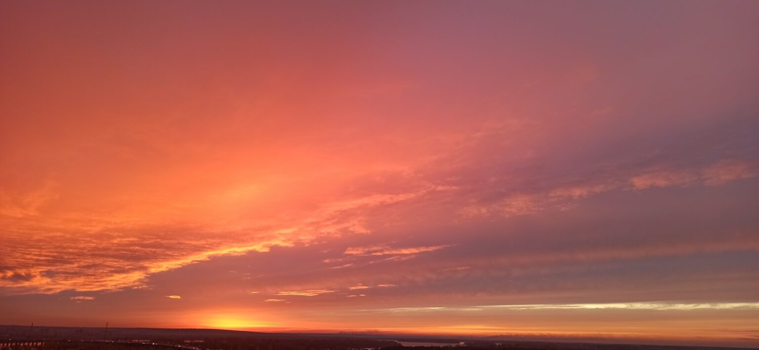 Магнітні бурі у другій половині квітня 2026: небезпечні дати