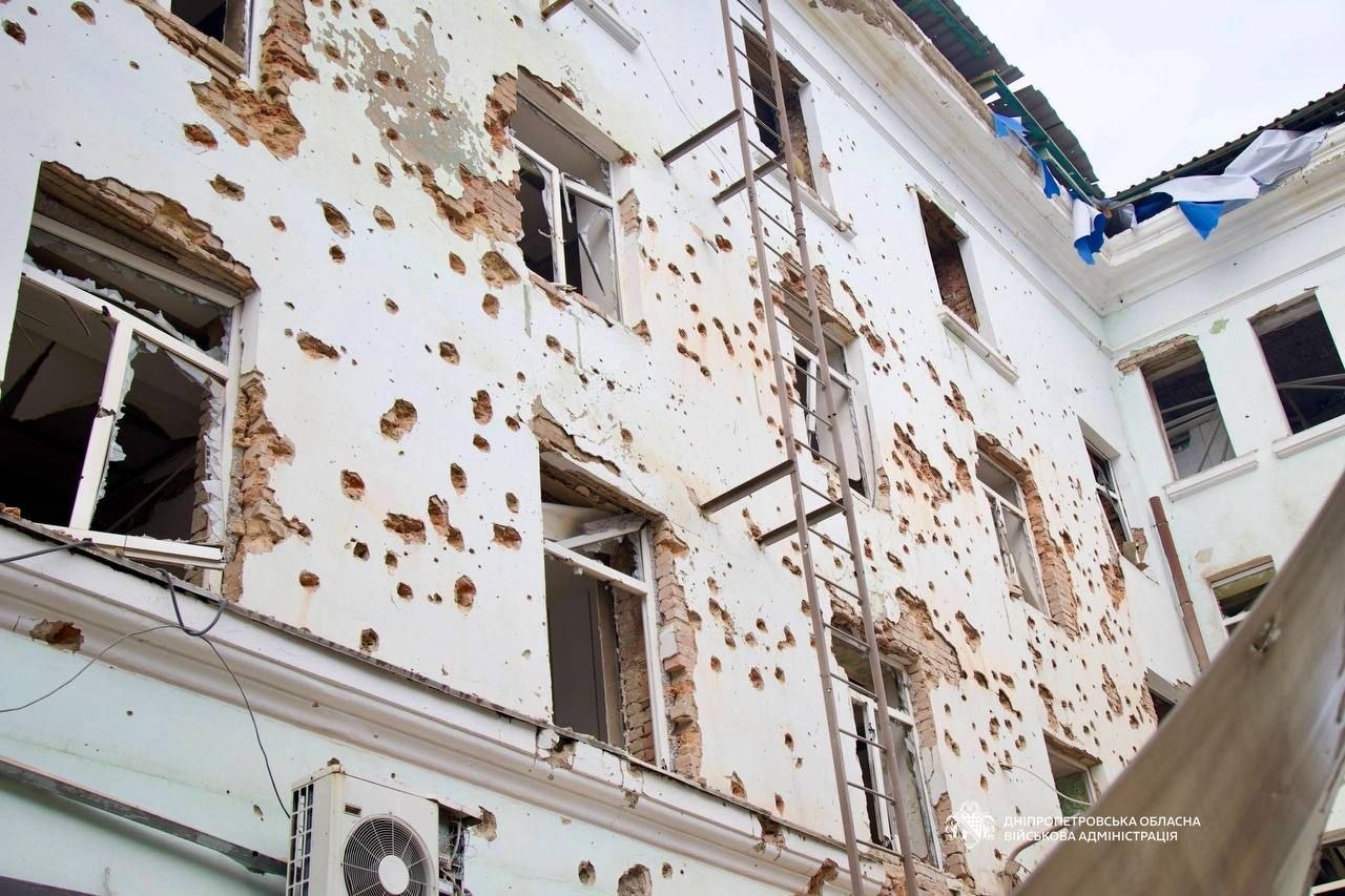 Атака на Дніпро 16 квітня: 30 будинків пошкоджено — Філатов