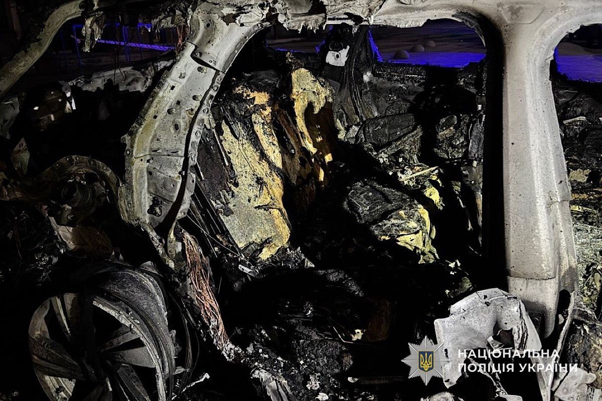Підпал авто у Кривому Розі: підозрюваного взяли під варту