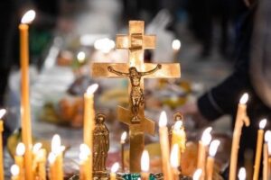 6 квітня 2026 — Великий понеділок: яке церковне свято, що не можна робити та народні прикмети