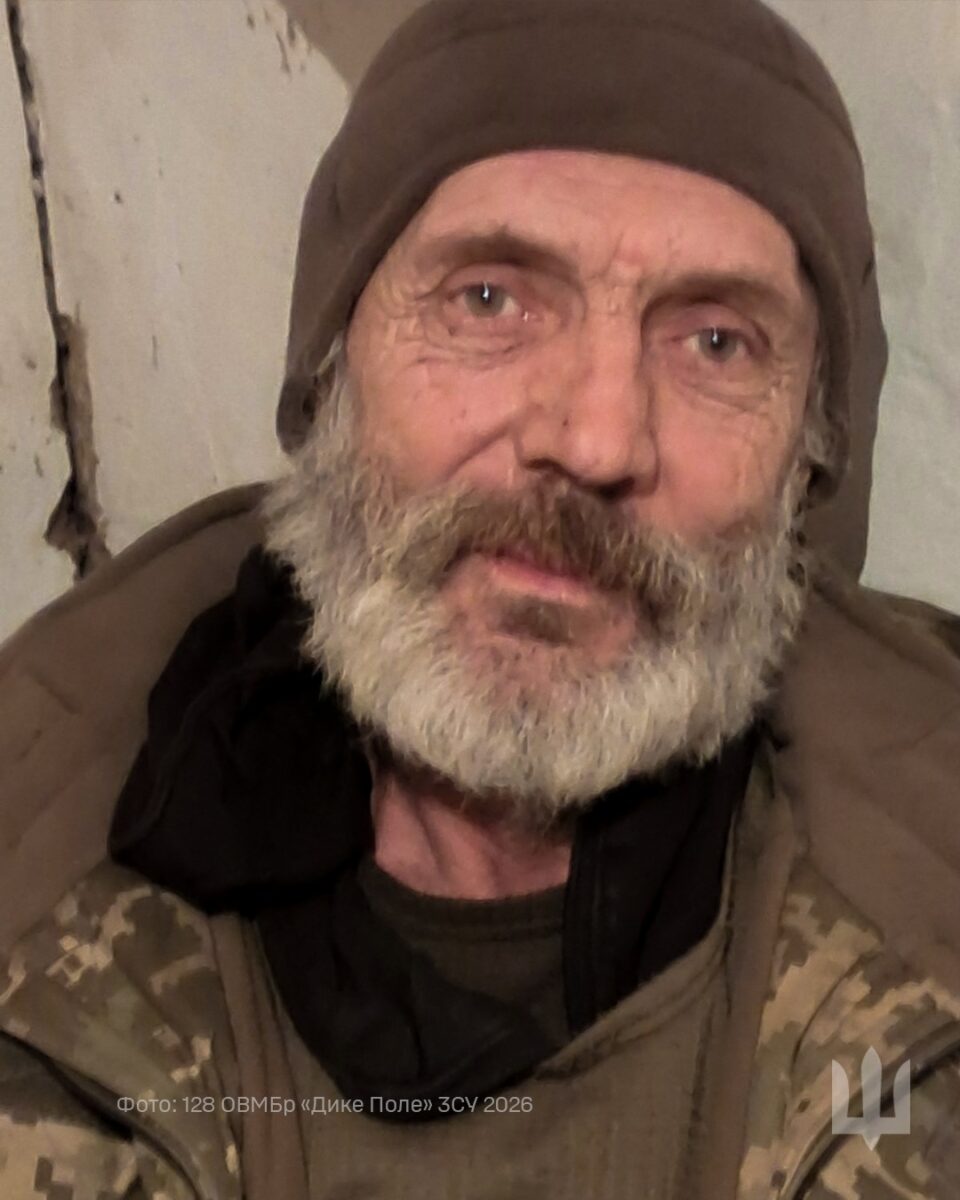 Боєць 128 бригади воює два роки і чекає на онука
