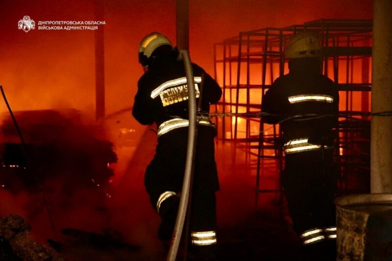 Четверо загиблих і 16 поранених: стали відомі наслідки вечірнього удару по Дніпру