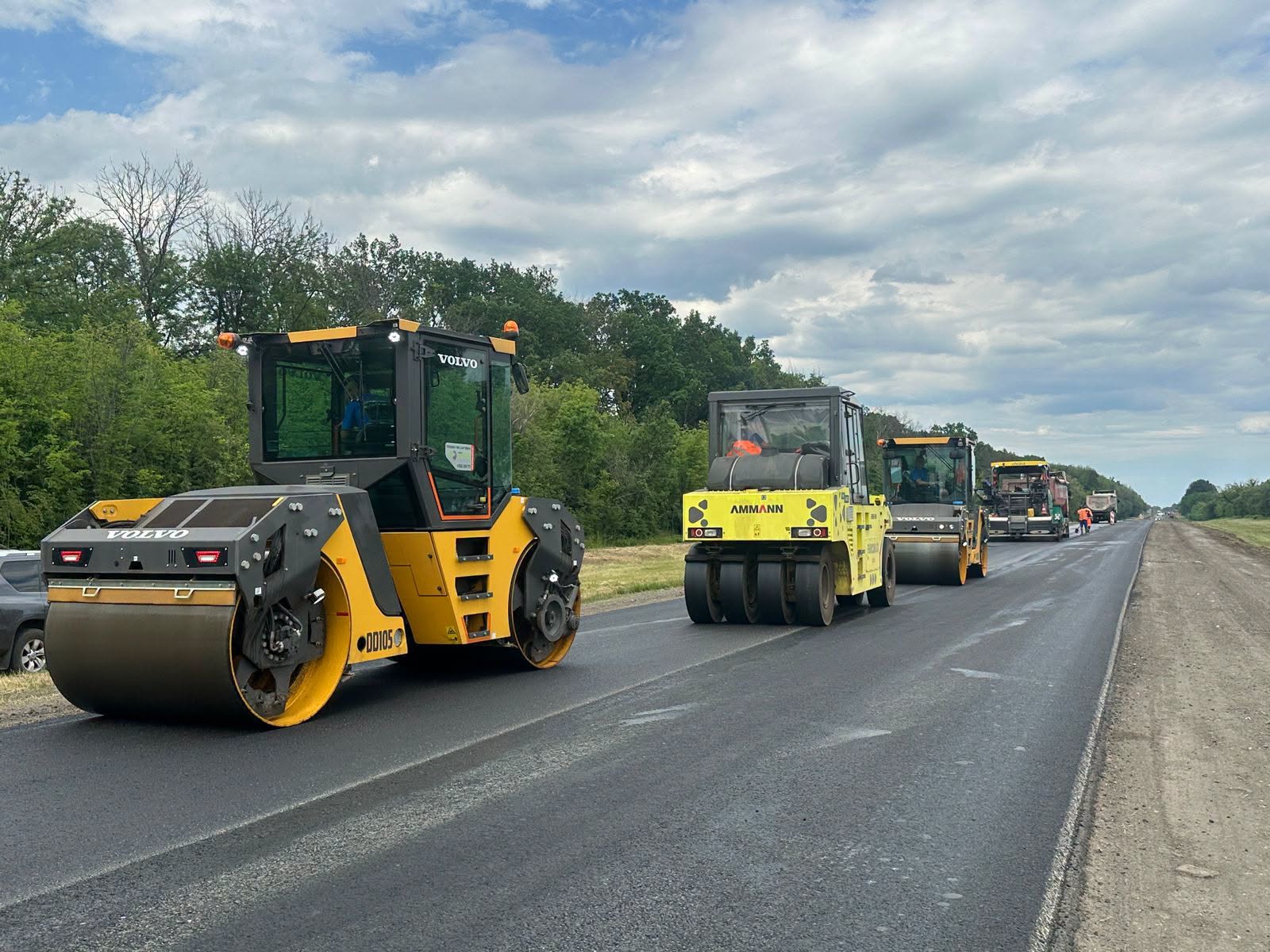 Ремонт доріг на Дніпропетровщині: список трас де латають ями