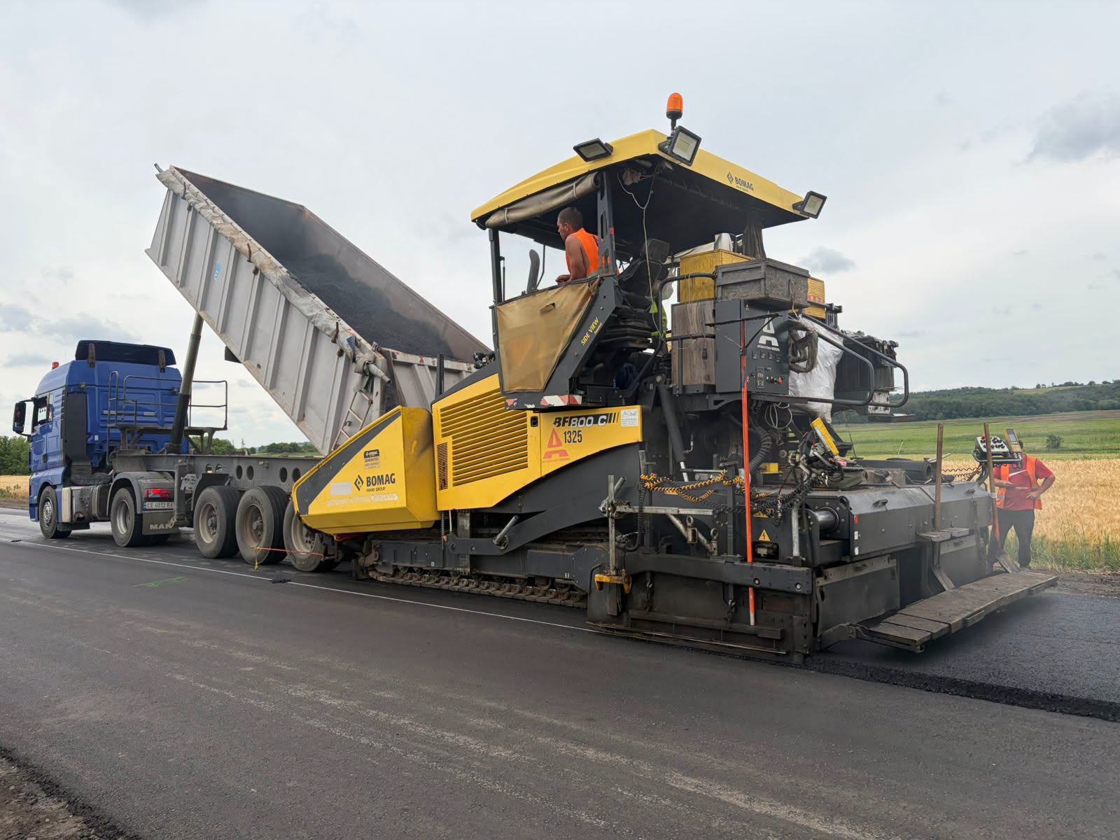 Ремонт доріг на Дніпропетровщині: список трас де латають ями