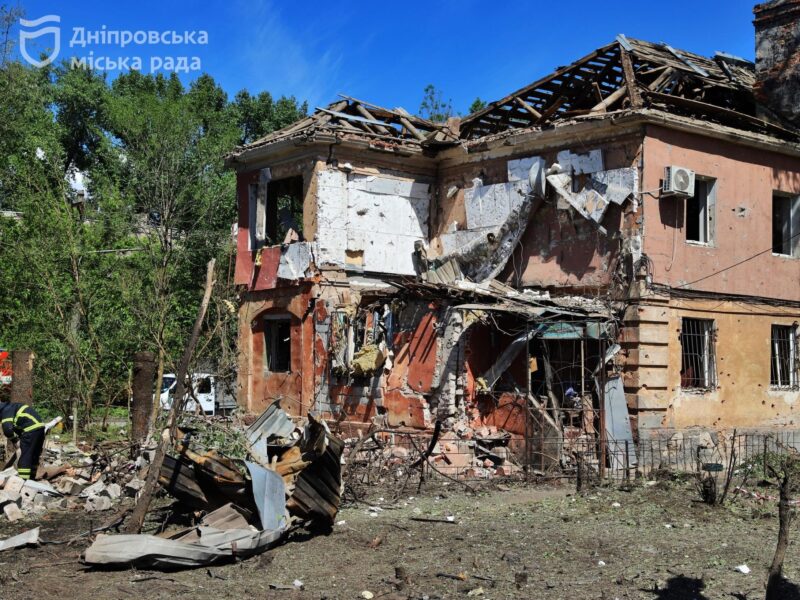 У критичному стані: у Дніпрі понад 300 людей раптово залишилися без даху над головою
