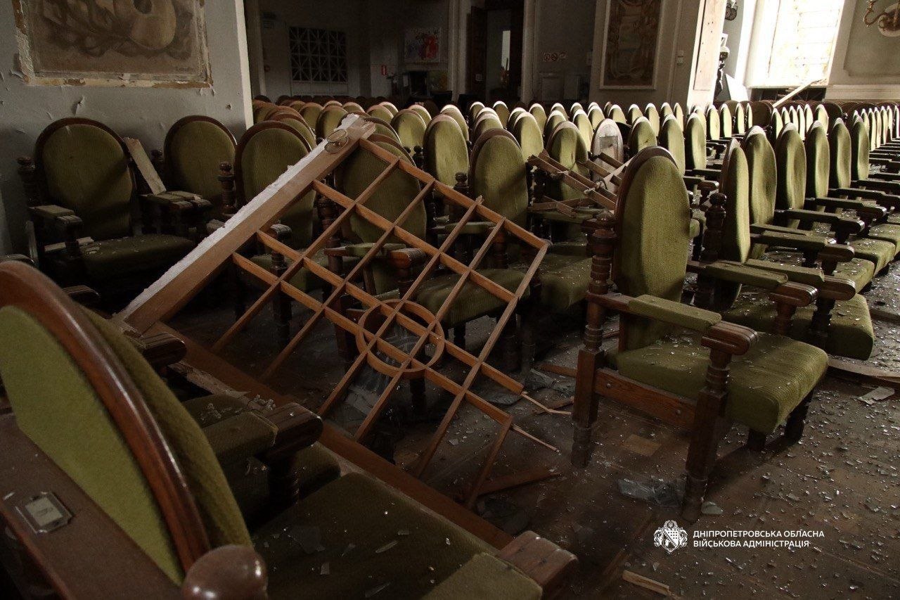 Понівечений Органний зал у Дніпрі: кадри від ОВА Понівечений Органний зал у Дніпрі: кадри від ОВА
