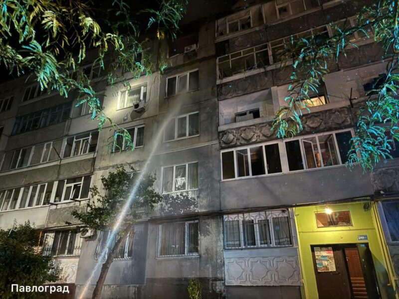 Загинула жінка, понівечені будинки та АЗС: ворог понад 15 разів ударив по Дніпропетровщині