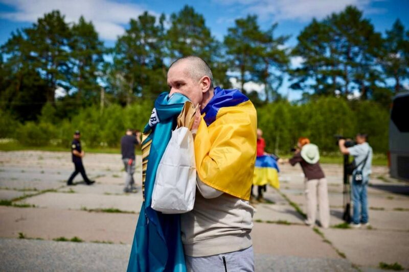 Семеро захисників із Дніпропетровщини повернулися з полону