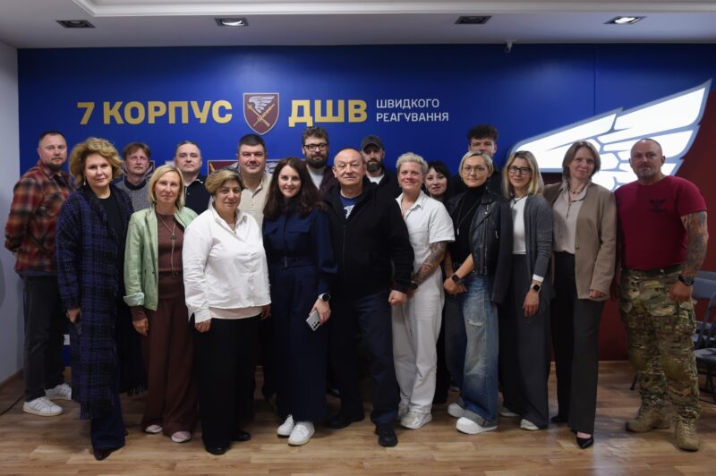 7 корпус ДШВ відкрив у Дніпрі перший цивільно-мілітарний простір Марун Хаб