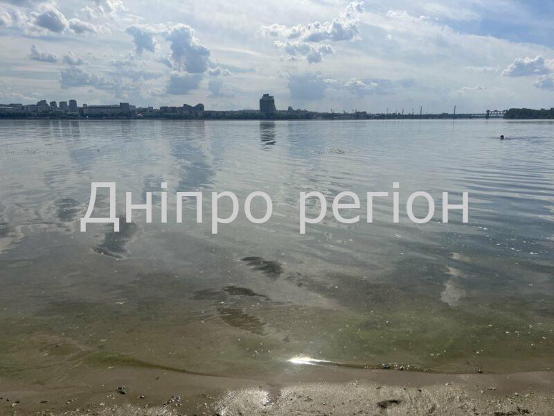 У воді знайшли відхилення: результати перевірки пляжів Дніпропетровщини