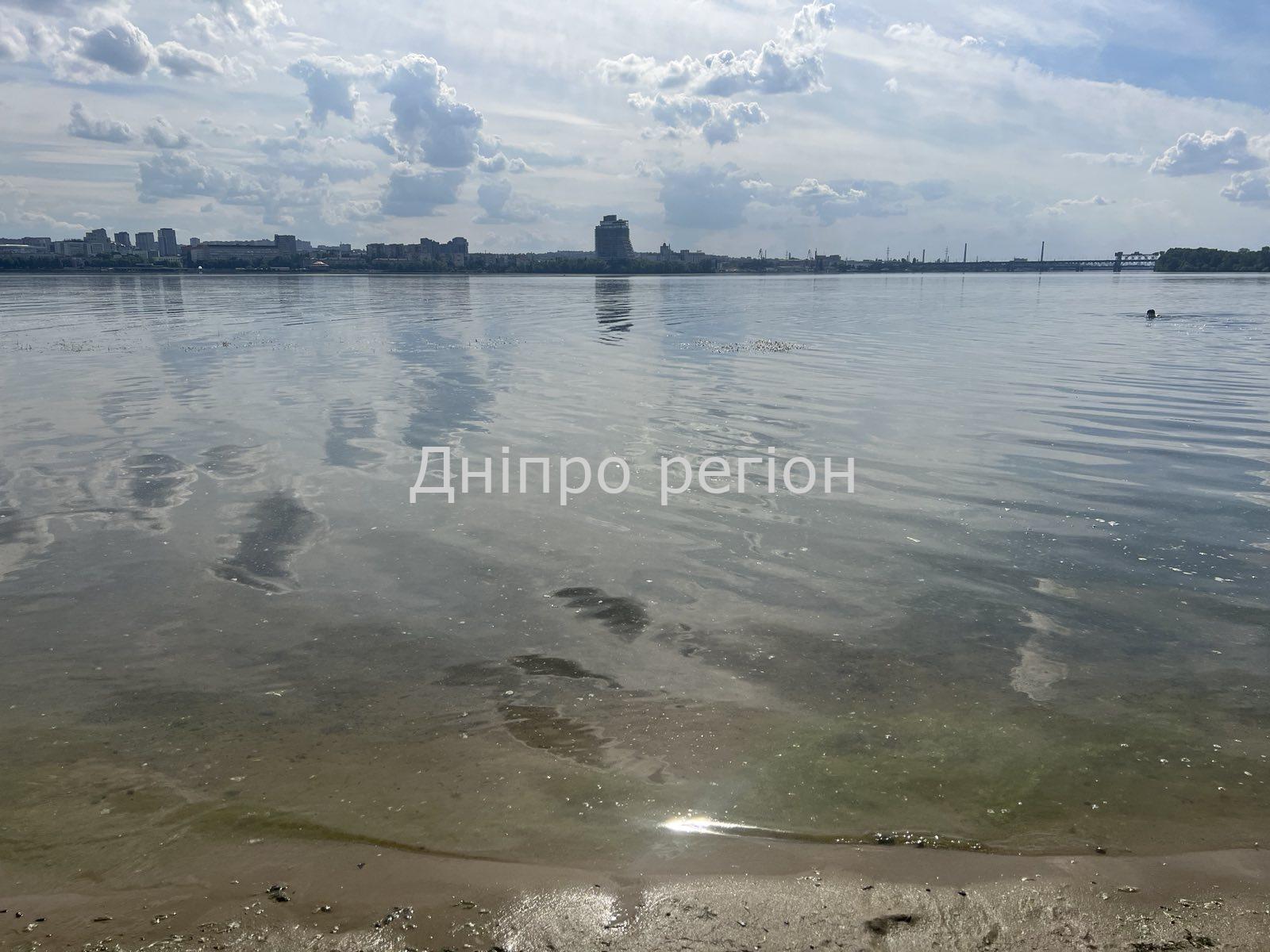 Пляжі не відкривали: якість води на Дніпропетровщині