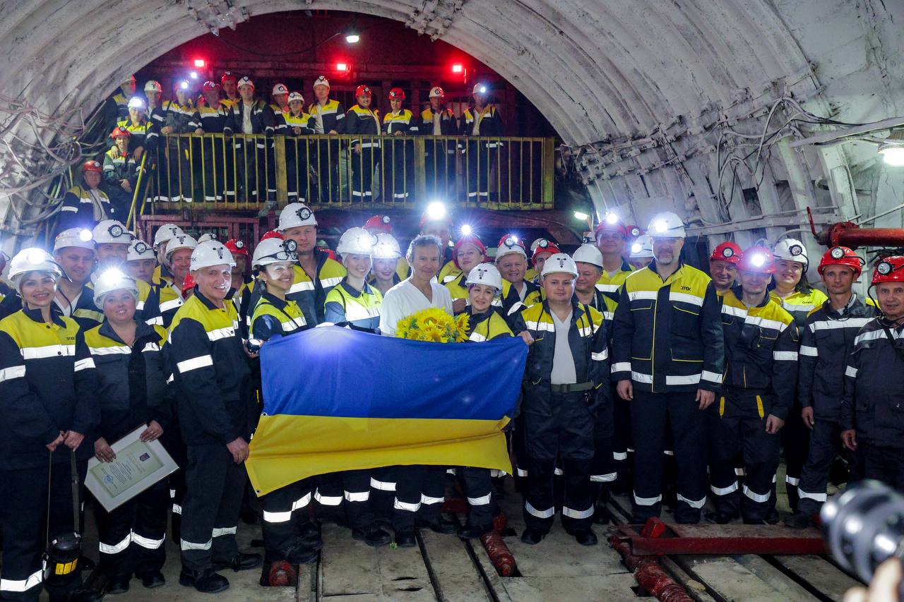 Святослав Вакарчук виступає для шахтарів на глибині 480 метрів
