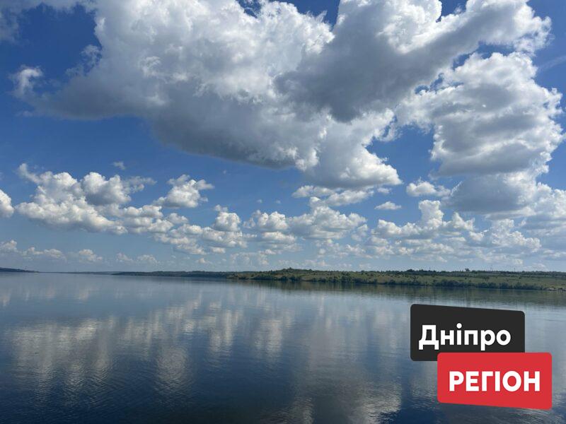Безпечно, але з нюансами: де у Дніпрі найчистіша вода на пляжах, а куди краще не лізти (Список)